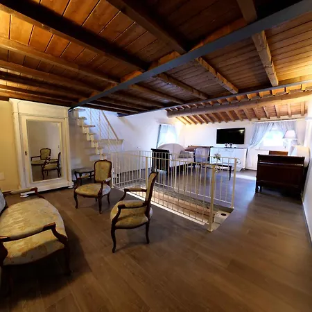 Appartement Mansarda *